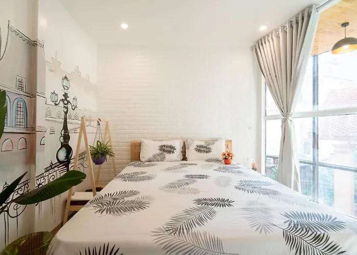 5 To 10 Bedrooms * Hạ Long