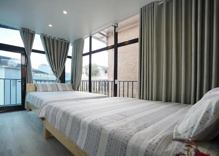 5 To 10 Bedrooms Appartement