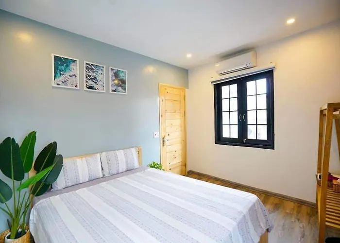 5 To 10 Bedrooms