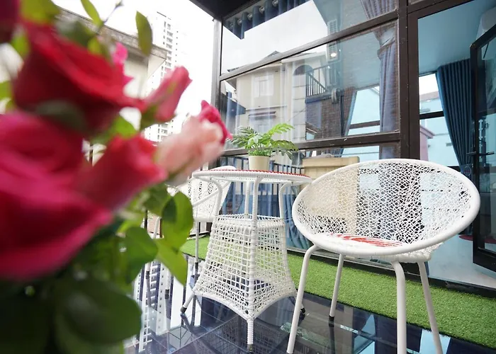 5 To 10 Bedrooms * Hạ Long