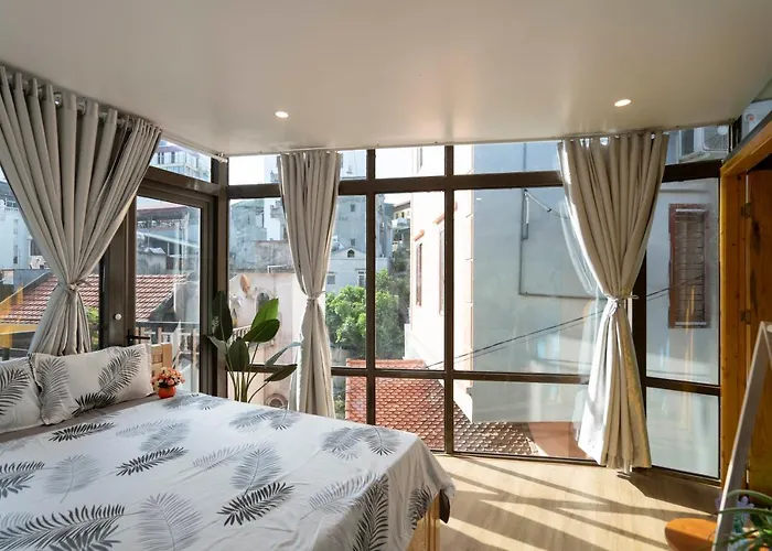5 To 10 Bedrooms Appartement Hạ Long
