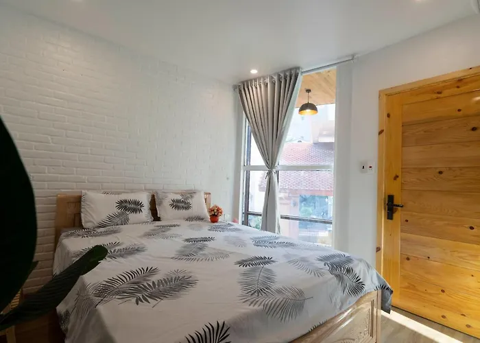Appartement 5 To 10 Bedrooms Hạ Long
