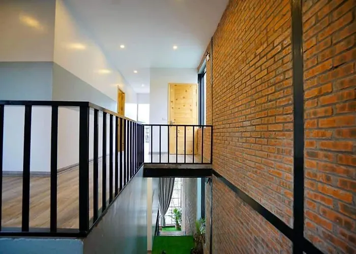 Appartement 5 To 10 Bedrooms *